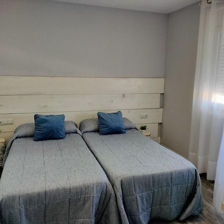 Posada De La Plata Valdesalor Bagian luar foto
