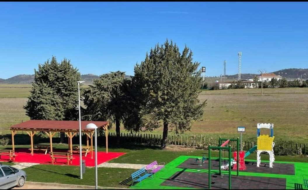 Posada De La Plata Valdesalor Bagian luar foto