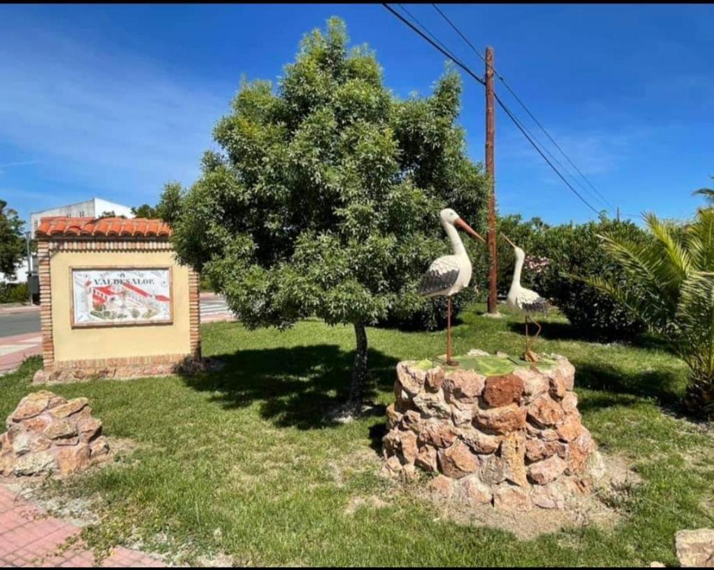Posada De La Plata Valdesalor Bagian luar foto